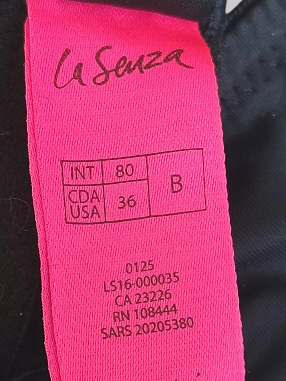 La SENZA Black Molded T-Shirt Bra - Picture 4 of 4